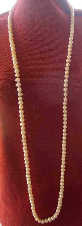 xxM1159M Long pearl necklace with large freshwater pearls